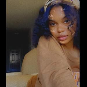 Meet your Posher, Rachell